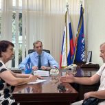 Депутат Заур Амиралиев провел личный прием граждан на площадке «Единой России»