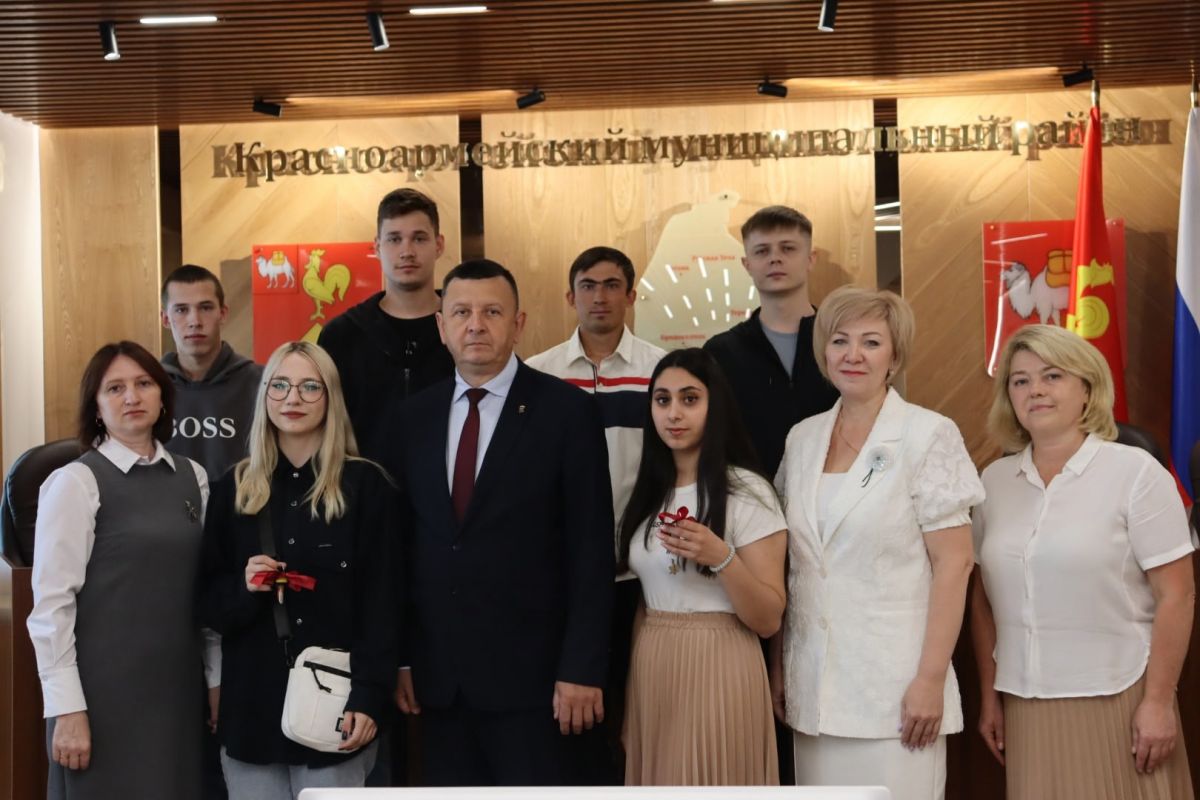 В Красноармейском районе шести детям были вручены ключи от квартир