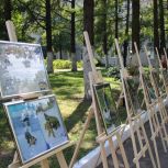 Единороссы открыли фотовыставку в Курском ГАУ