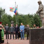При участии «Единой России» в Тербунах Липецкой области открыли памятник бойцам СВО