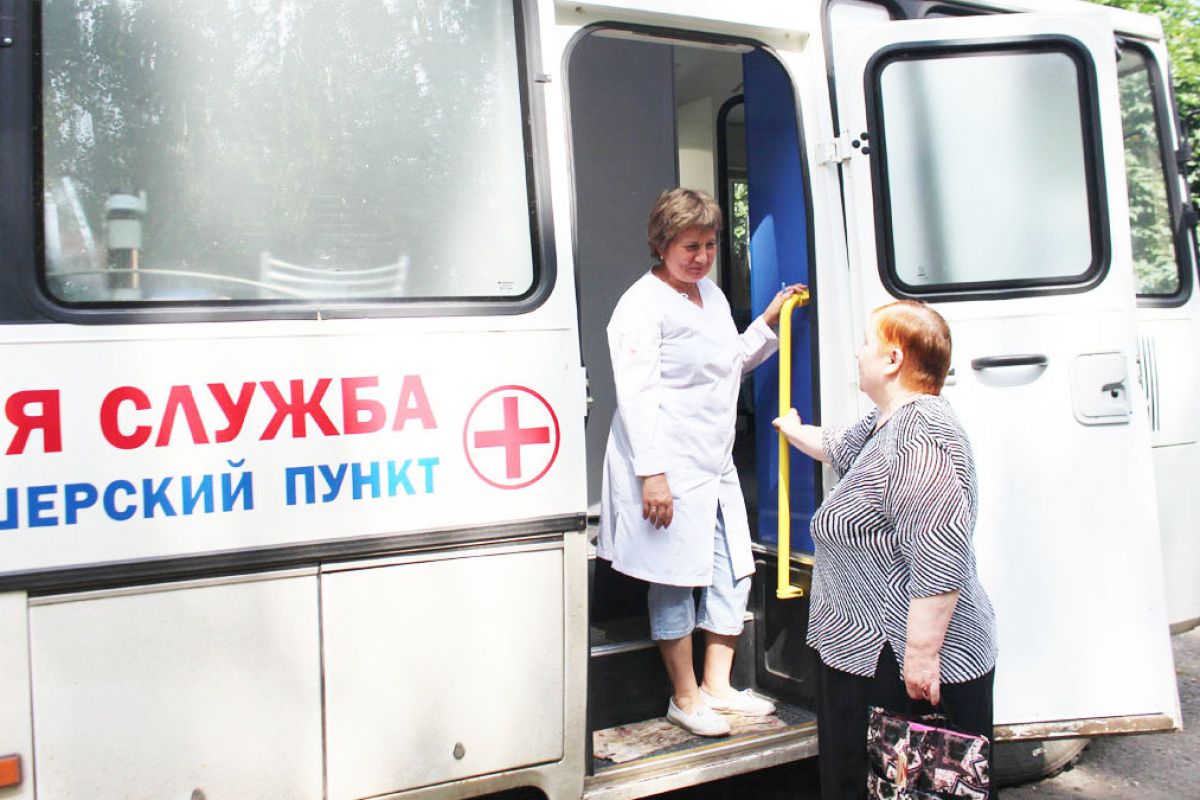 При поддержке «Единой России» социальный автопоезд «Забота и здоровье» посетил село Напольное Рязанской области