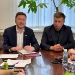 Александр Козлов провел рабочую встречу со старшими домов мкр. «Родники»