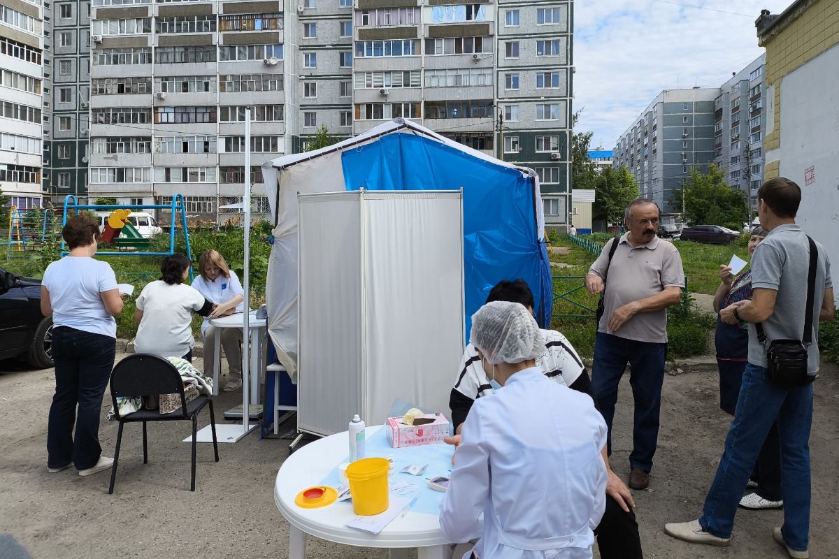 При поддержке «Единой России» в Ульяновске состоялся выездной медосмотр