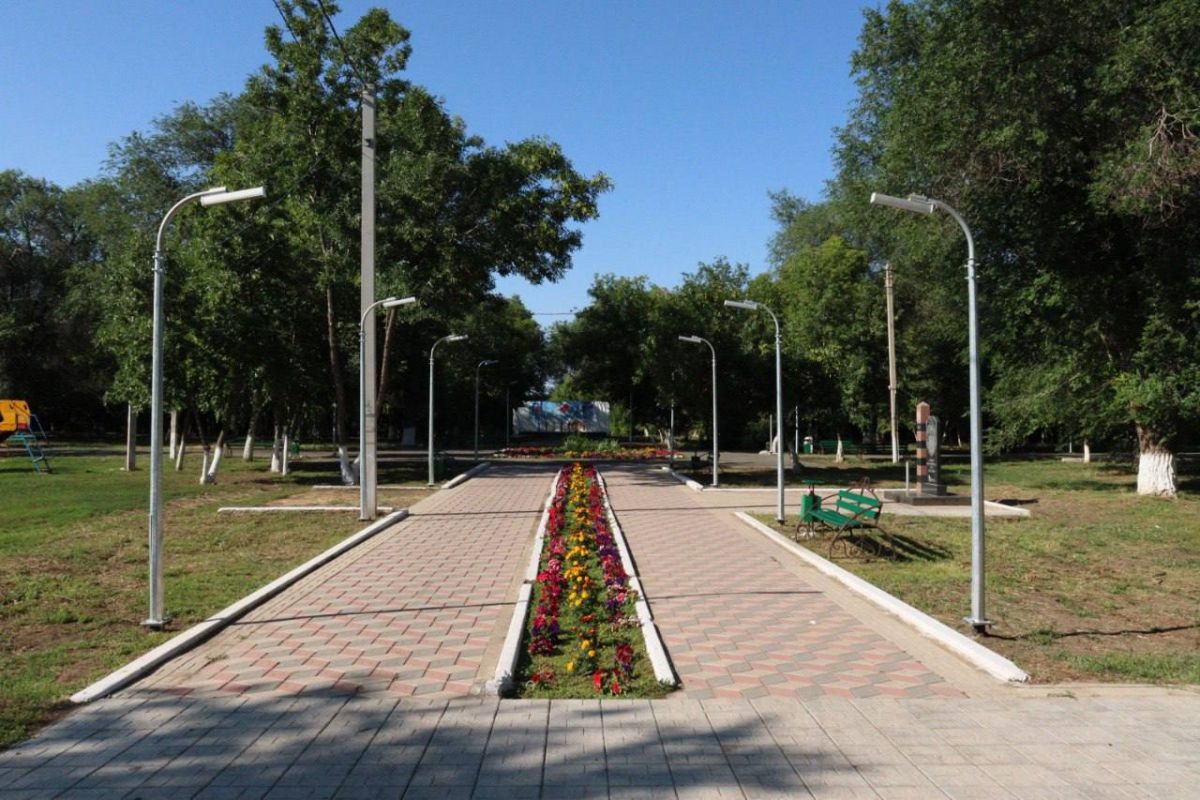 В Акбулаке завершили благоустройство парка Победы