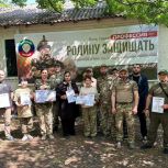 Единороссы Дербента провели Урок мужества, приуроченный ко Дню ветеранов боевых действий