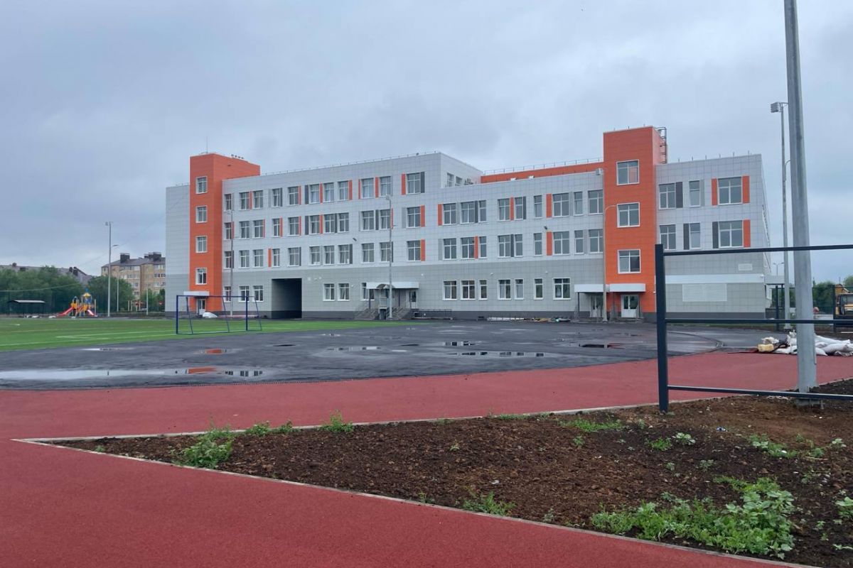 В этом году в Оренбуржье сдадут в эксплуатацию две новые школы
