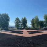 По партпроекту «Городская среда» в Свирске обустраивают сквер памяти бойцов СВО «Журавли»