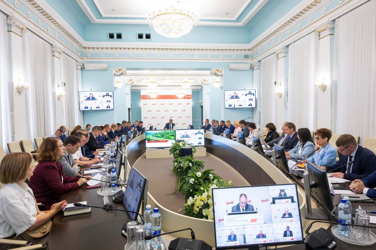 Поддержка сотрудников, участвующих в СВО, является важной задачей, требующей комплексного подхода