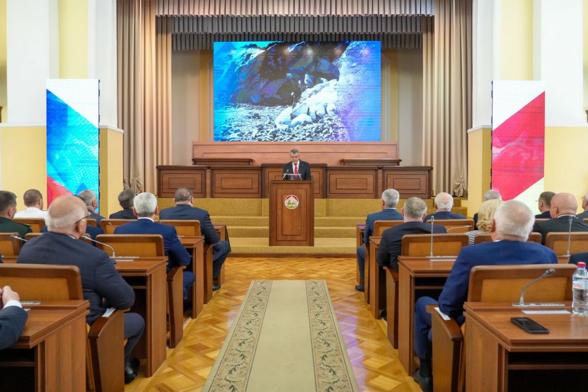 Лариса Ревазова: Послание Главы республики - это продолжение и корректировка перспективной работы «Единой России», как партии парламентского большинства