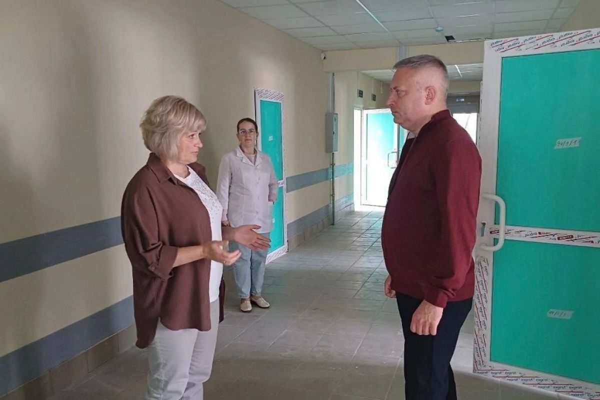 В Яренске завершается капитальный ремонт районной поликлиники