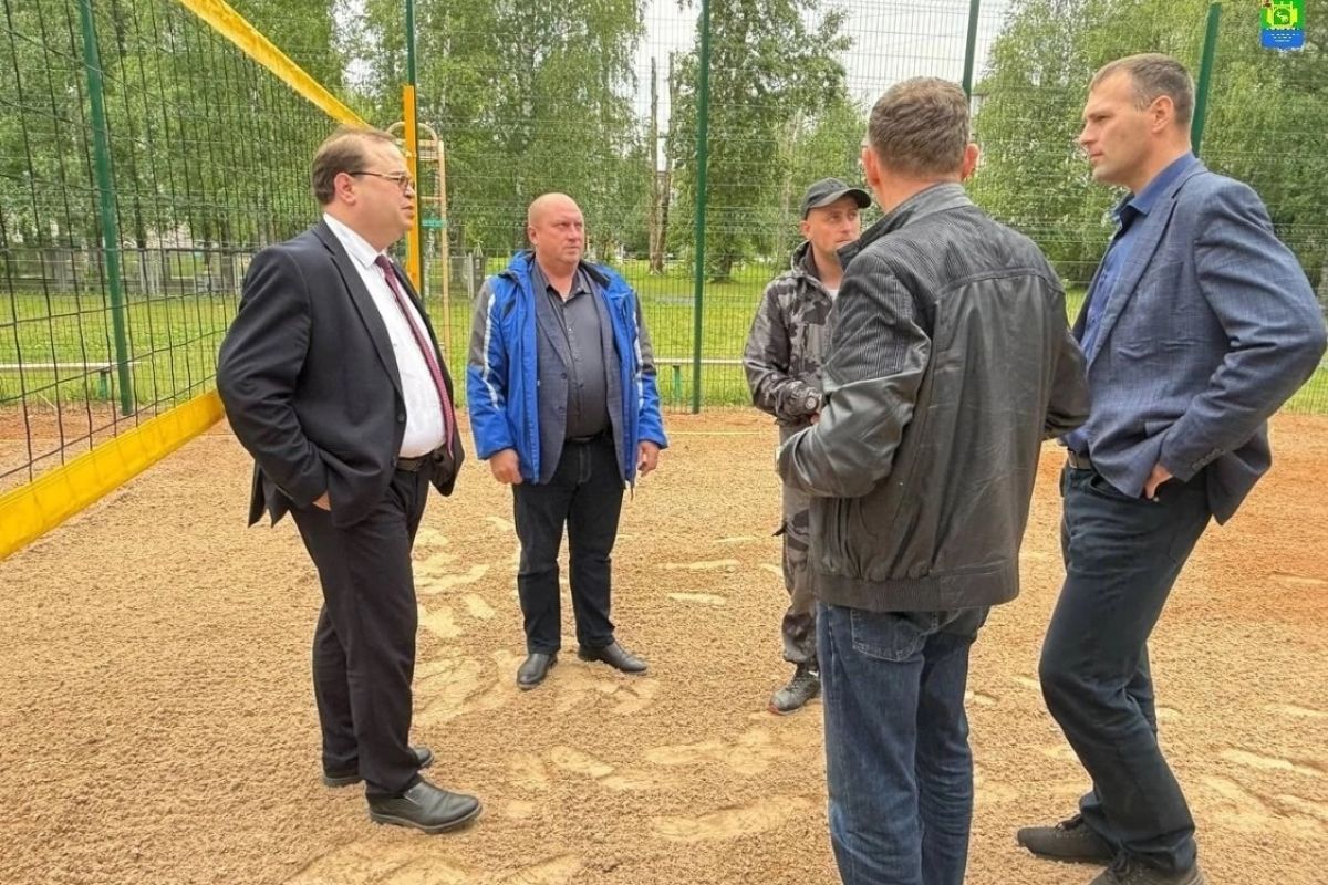 В поселке Североонежск создали площадку для волейбола