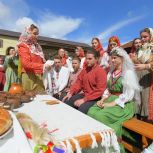 При поддержке «Единой России» в посёлке Большеречье Иркутской области состоялся фестиваль сибирской культуры «Слетье»