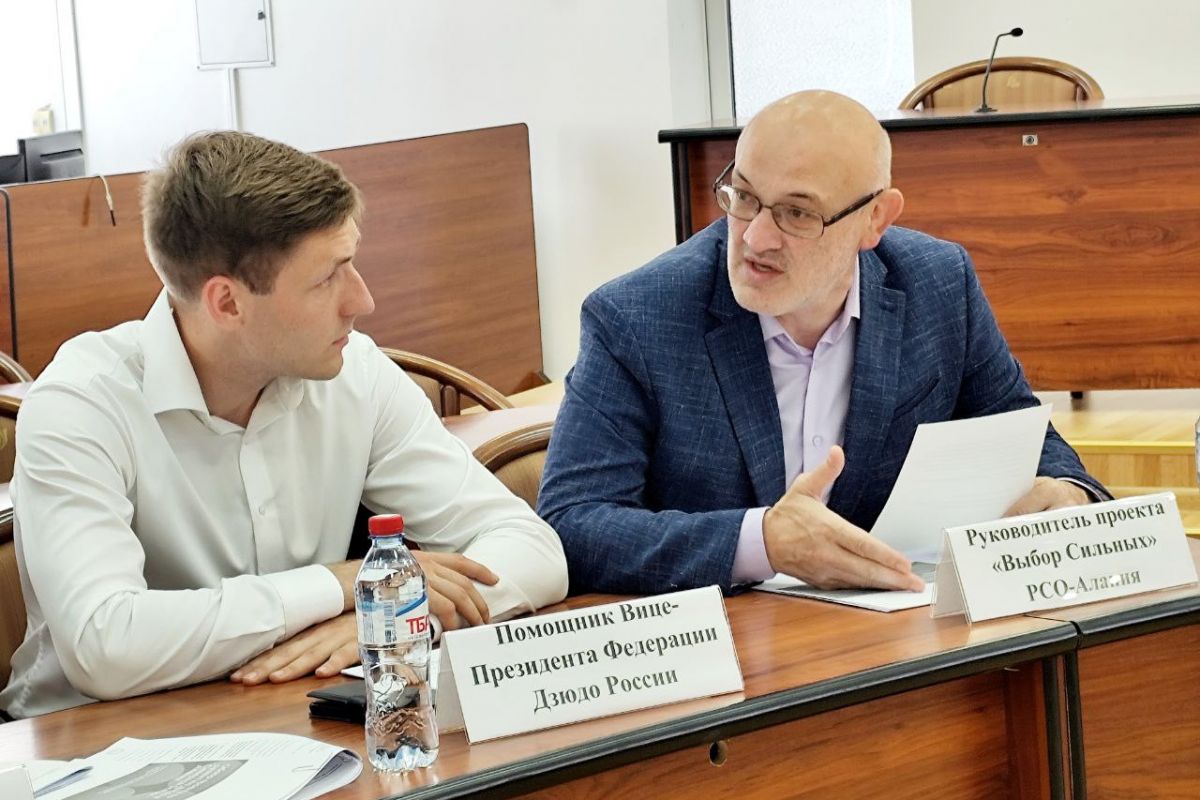 «Единая Россия» организовала «круглый стол» по вопросам развития дзюдо в республике