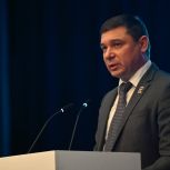 Евгений Первышов поздравил тамбовчан с Днём семьи, любви и верности