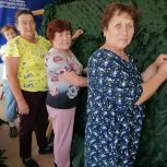 Шемуршинские единороссы отправили маскировочные сети для бойцов СВО