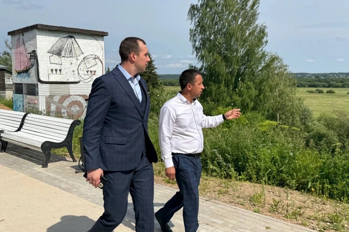 В Вельске продолжается благоустройство общественных территорий