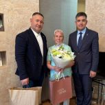 Челнинские единороссы поздравили с днём рождения ветерана войны