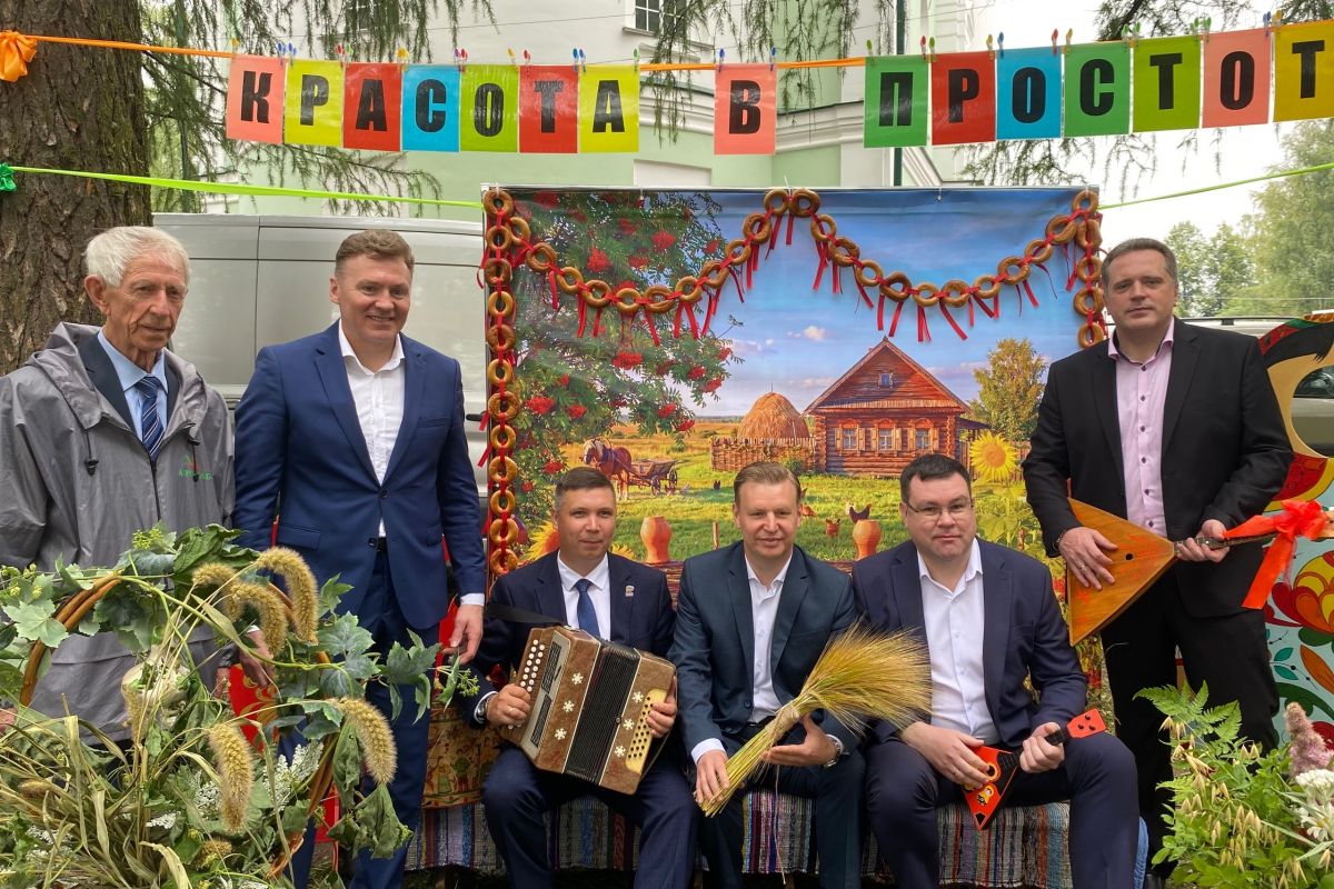 По партпроекту «Культура малой Родины» в Никольске Вологодской области состоялась ярмарка