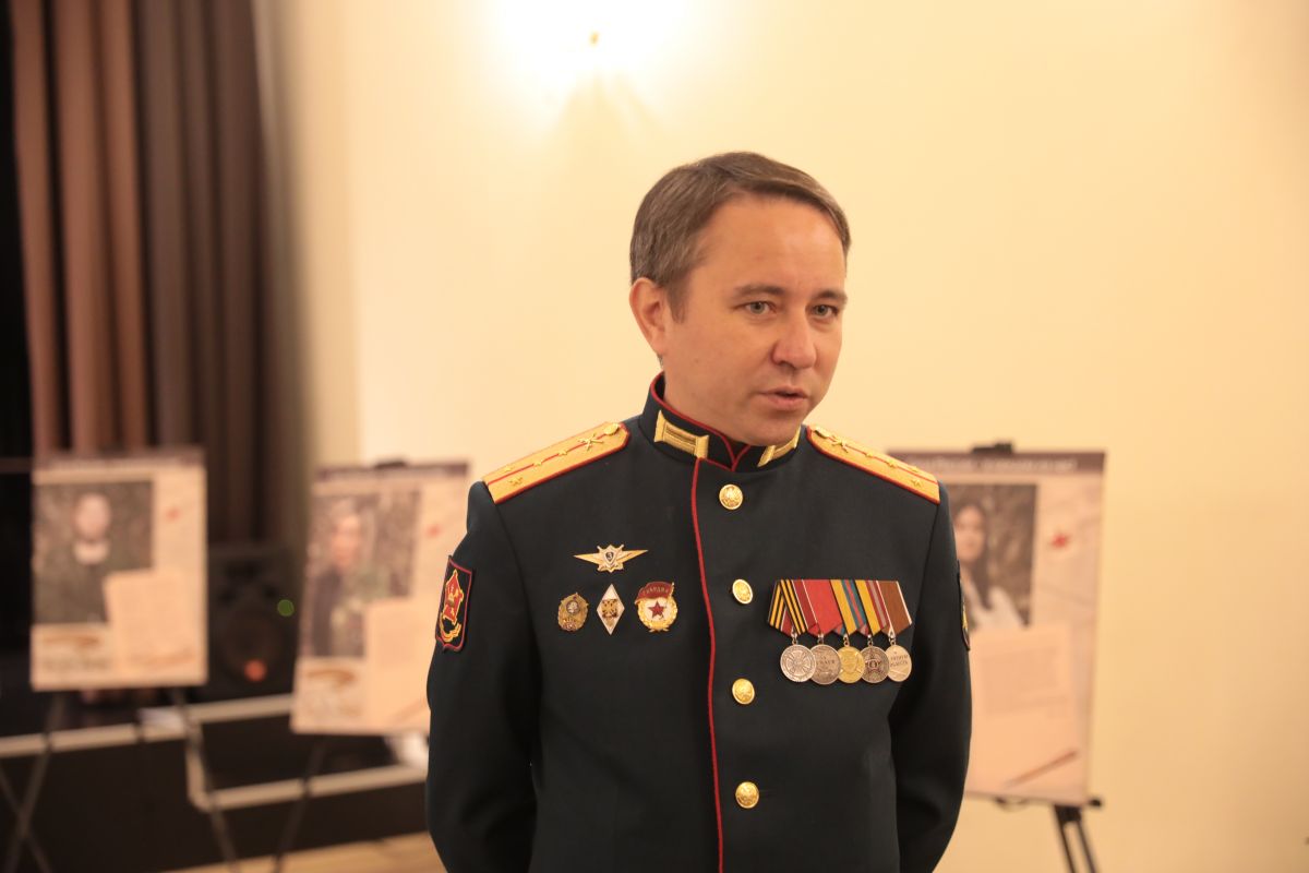 На севере столицы открылась фотовыставка о женах и матерях бойцов СВО