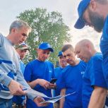 20 тонн чистой воды и адресная помощь: «Единая Россия» и «Молодая Гвардия» поддерживают пострадавших от паводка в Серове