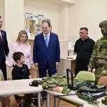 Встреча поколений: Глава региона и Герой России — с участниками «Клуба боевых отцов»