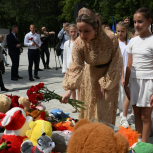 Мария Львова-Белова: Сегодня люди по всей России молятся за души невинно убиенных детей Донбасса