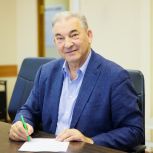 Владислав Третьяк подал документы для участия в выборах в Госдуму IX созыва