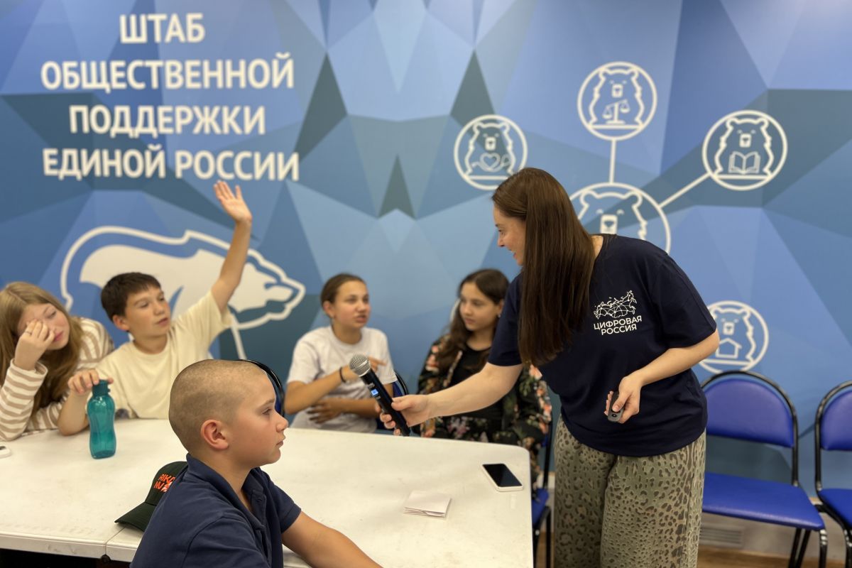 Эксперты партпроекта «Цифровая Россия» обучают школьников Владимира основам программирования
