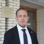 Член Общественной палаты Российской Федерации Александр Асафов подал документы для участия в выборах в Госдуму