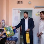 Депутат Государственной Думы Юрий Станкевич: «Коробка храбрости» – важная поддержка маленьких пациентов