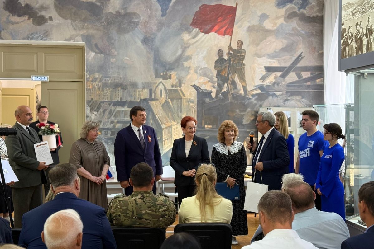 «Наша главная цель – сохранение правды о Великой Победе». Смоленская область подписала соглашение о сотрудничестве в вопросах сохранения истории с делегацией из Томска
