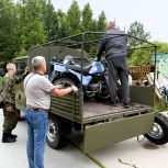 Партийцы и волонтёры Кондинского района отправили технику «за ленточку»