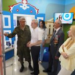 О героизме разных поколений рассказывает фотовыставка