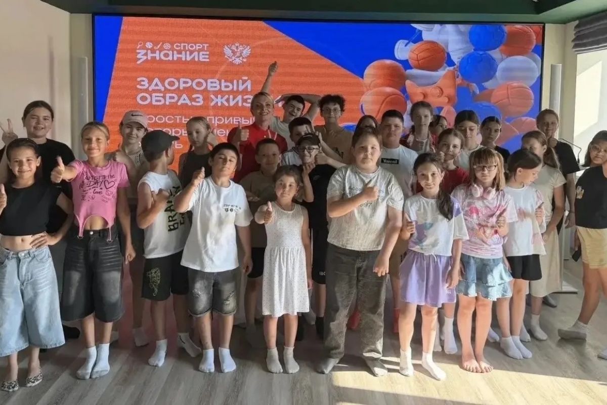 В Пуровском районе ЯНАО «Женское движение Единой России» провело для школьников лекцию о здоровом образе жизни