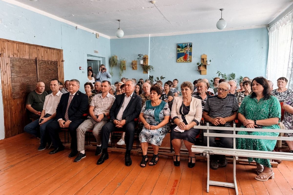 В Локтевском районе открыли новую станцию сотовой связи