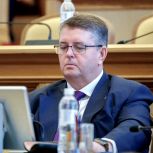 При поддержке Андрея Ковальского в краеведческом музее Покачей обновилась мебель