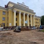 Партийный десант оценил ход благоустройства территории музыкального колледжа в Октябрьском