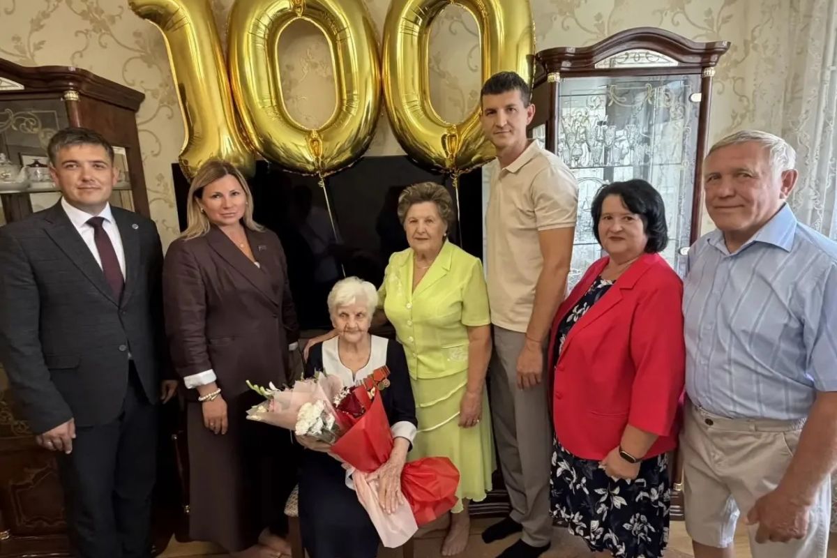 Жительница Набережных Челнов отметила 100-летие