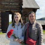 В Луостари побывали потомки красноармейца, погибшего при освобождении Заполярья
