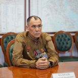 Игорь Кобзев встретился с участником СВО, вступившим в «Единую Россию»