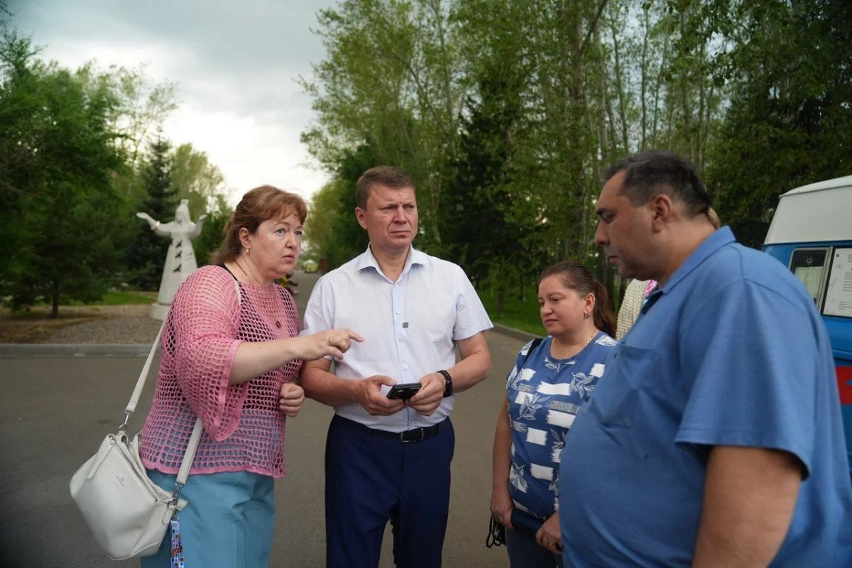 Депутаты «Единой России» проверили безопасность детских лагерей и общественных пространств в регионах