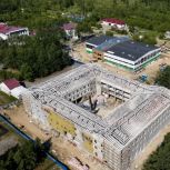 Строим будущее Колымы: в микрорайоне Снежная Долина растет мощный образовательно-спортивный кластер