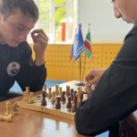 В Итум-Калинском районе прошел турнир по шахматам в рамках Всероссийского марафона «Сила России»