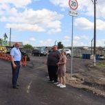 «Есть Решение»: Партдесант «Единой России» проверил реализацию двух социально значимых проектов в селе Барлук Куйтунского района