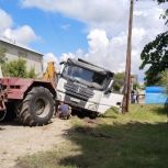 Депутат Павел Калугин помогает жителям Кизильского округа