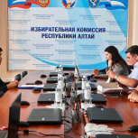 Александр Суразов подал документы для участия в выборах в Госдуму