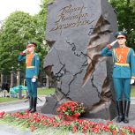 У памятника Державину в парке «Останкино» прошла памятная акция