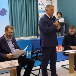 В «Единой России» состоялась встреча с волонтёрами, оказывавшими помощь в урегулировании ситуации на АЗС
