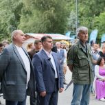 Волонтеры встретились с жителями района Покровское-Стрешнево