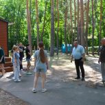 Представители «Единой России» оценили работу детского центра «Салют» в Уваровском округе